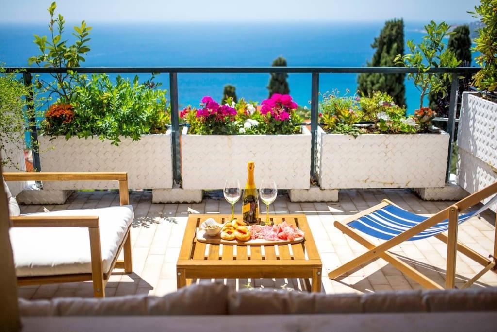 Il Grande Blu - Vista Panoramica Sul Golfo * Ospedaletti